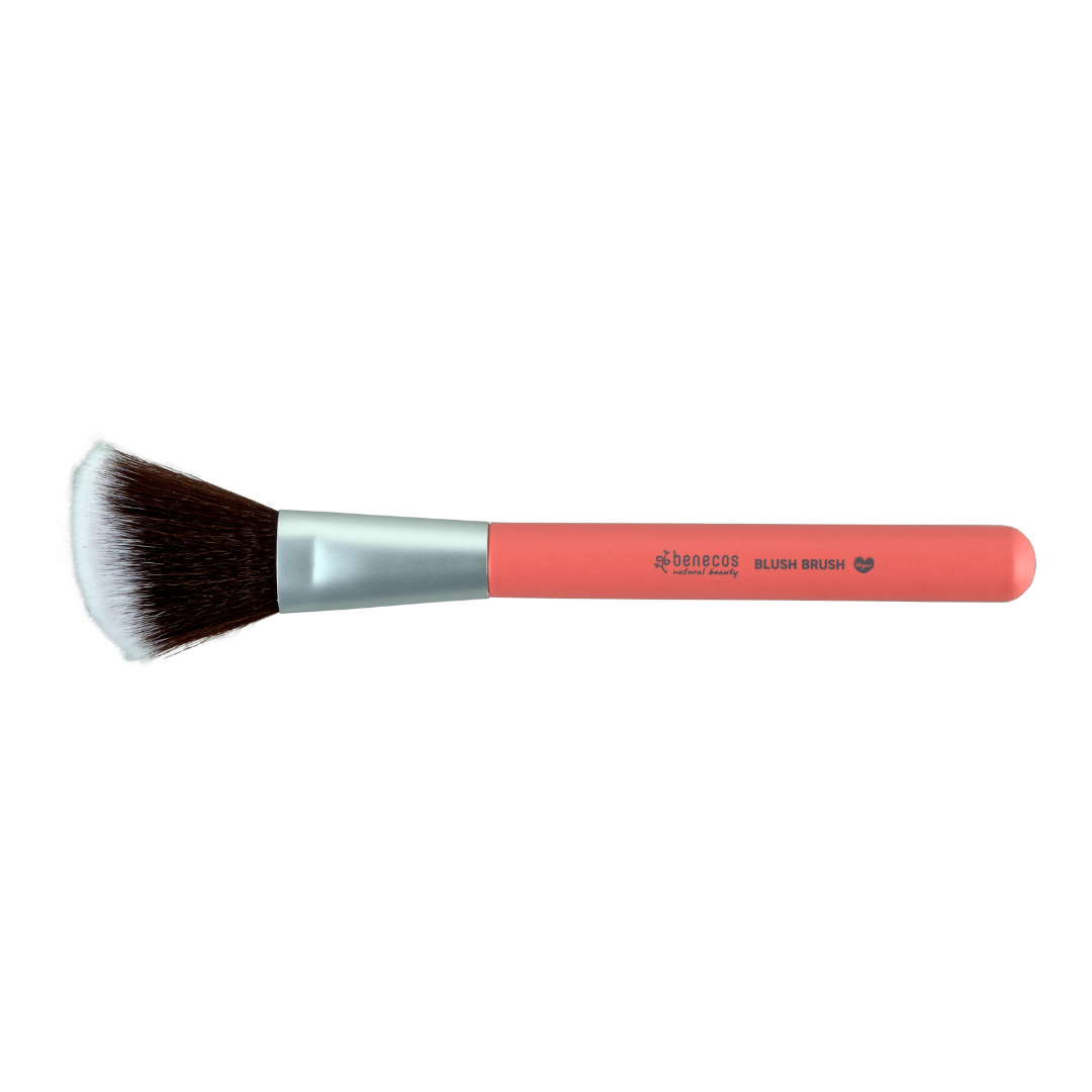 natural blush makeup brush highlighter and bronzer application