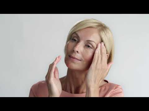 dr hauschka regenerating day cream intensive and oil serum video 